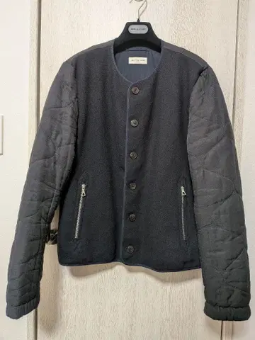 도리스 퀼팅 노카라 자켓