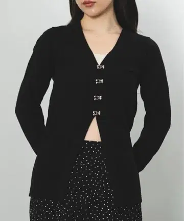 SENEE 프론트 후크 V넥 가디건