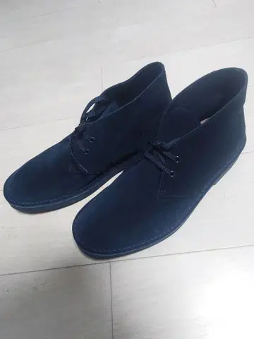 Clarks(클락스) 처카 부츠 블랙