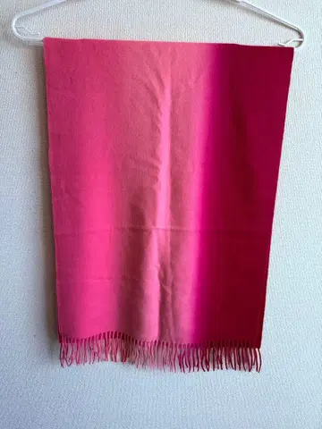 울 캐시미어 대형 스톨 머플러 그라데이션 핑크