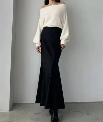 [새상품] Louere 하이웨스트 플레어 머메이드 스커트