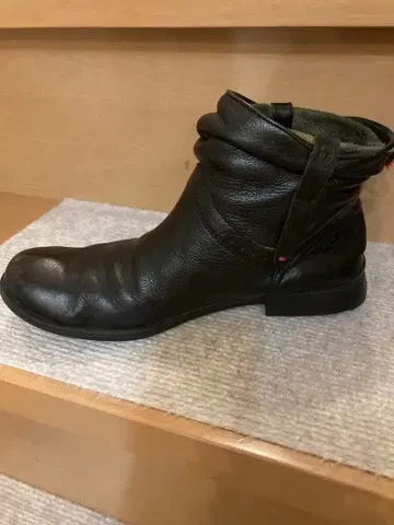 가죽 숏부츠 블랙 37