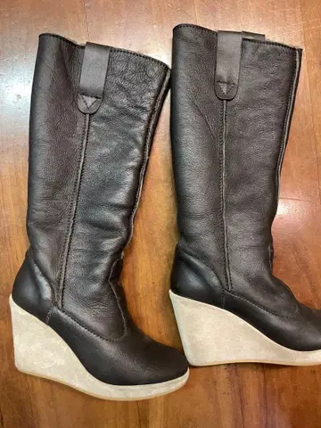 APC 24cm 롱 부츠 양가죽 무스탕 아페쎄 웨지솔