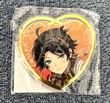 니지산지 화이트데이 미에구사 아키나 캔뱃지