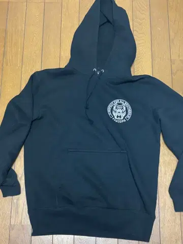 PHATRNK 핏불 콜라보 후드티