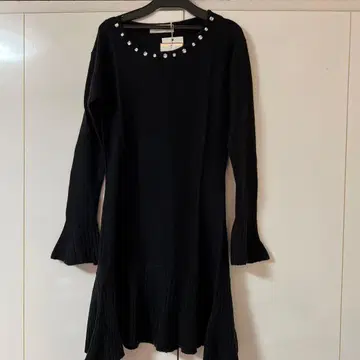 미셸 마카롱 비쥬 프릴 니트 원피스