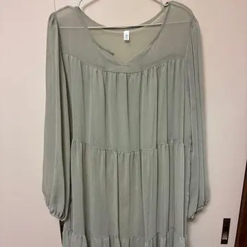 그린 티어드 롱 원피스 긴팔