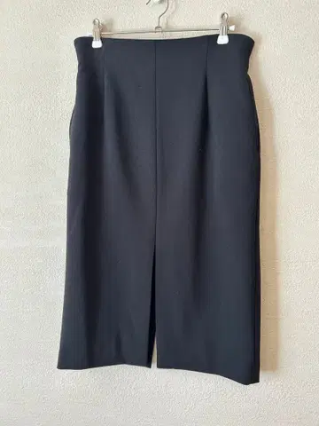 윔 가젯 슬릿 타이트 스커트