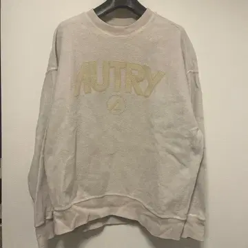 AUTRY 베이지 트레이닝복