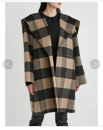 Mila Owen 빅 칼라 접결 샤기 코트