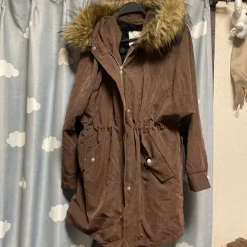 GYDA 브라운 모즈 코트 퍼 포함