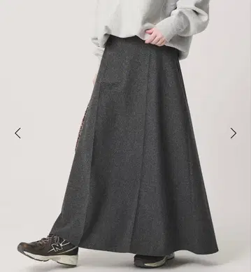 새상품 택 포함 BEAUTY&YOUTH 플레어 스커트