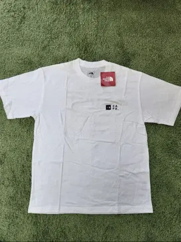 THE NORTH FACE [택 포함 새상품] 카페 T셔츠 M 화이트