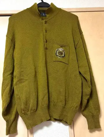 구제 의류 올리브 그린 니트 스웨터