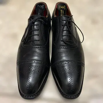 블랙 가죽 스트레이트 팁 신발