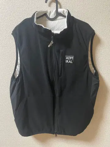 어드미럴 리버서블 다운 베스트