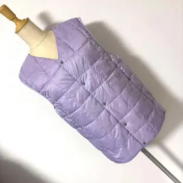 새상품 TAION 베이직 V넥 버튼 이너 다운 베스트 수납 봉투 포함