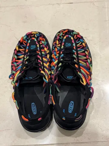 KEEN UNEEK 오리지널 타이다이 24.5cm 여성용 / 익명 배송