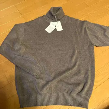 유나이티드 애로우즈 터틀넥 스웨터
