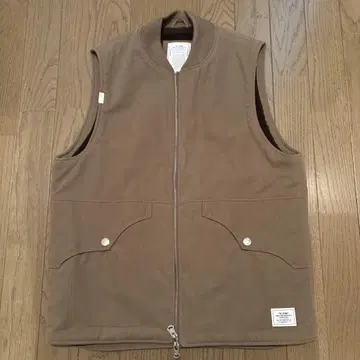 [ THE CRIMIE ] WILL MILITARY BOA VEST
