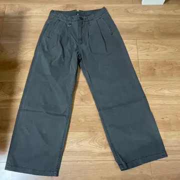 사이러스 silas PIGMENT DYED TUCK PANTS 팬츠