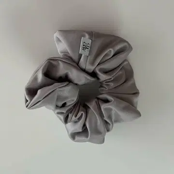 드로 드로워즈 새틴 스크런치