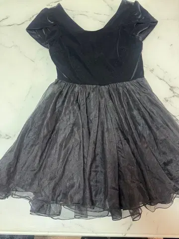 [스나이델] 미니 블랙 튤 드레스 파티