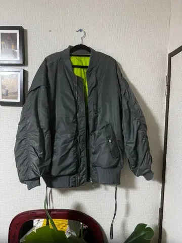 MAISON SPECIAL 올리브 그린 MA-1 자켓