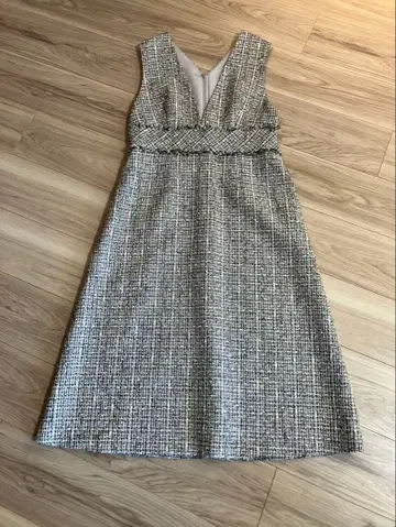 마리에 슬리브리스 무릎 기장 원피스 사이즈 11