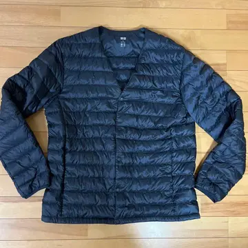 유니클로 울트라 라이트 다운 V넥 남성용 XL 네이비