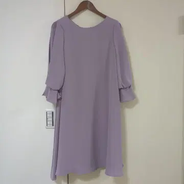 라벤더 플레어 슬리브 원피스