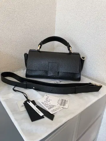 로리스타 원 핸들 숄더백 노블 블랙