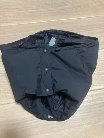 유니클로 c uniqloc 나일론 후디드 넥워머 유니클로 c