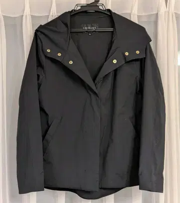 INDIVI 블랙 마운틴 파카 36