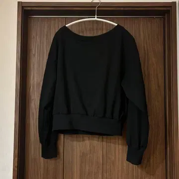 블랙 M 사이즈 긴팔 T셔츠