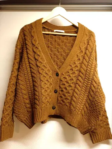 브라운 케이블 니트 가디건
