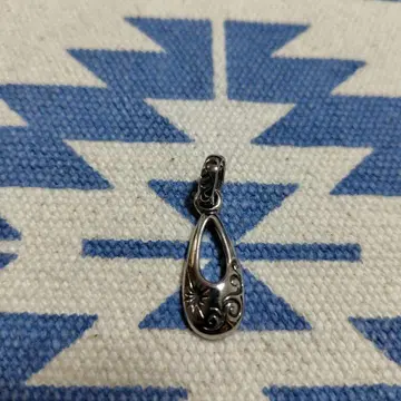 서드 스테인리스 탑