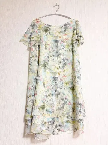 STRAWBERRY-FIELDS 꽃무늬 반팔 무릎 기장 원피스