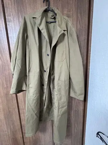 카키 코튼 밀리터리 메디컬 코트