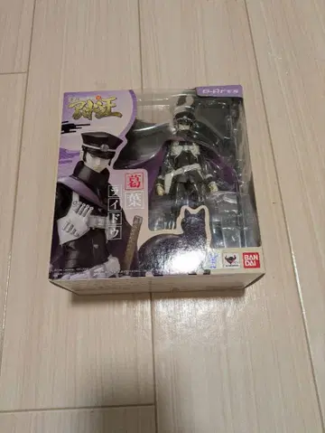 데빌 서머너 쿠즈하 라이도 피규어