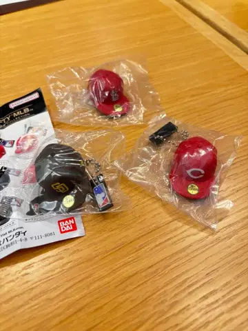 BANDAI MLB 캡 키링 3개 세트