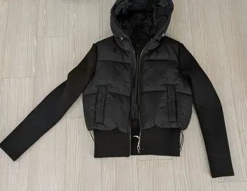 자라 미사용 블랙 후드 부착 다운 자켓