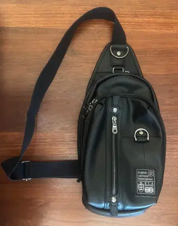 E.L.A 남성용 바디백 블랙