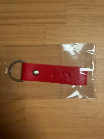 [ 새상품 ] 에어아시아 가죽 빨간색 키링 스냅 버튼 포함