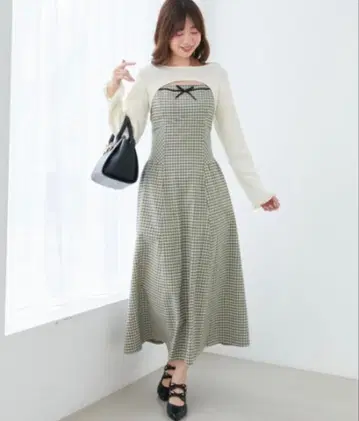 리브 니트 x 데콜테 오픈 원피스