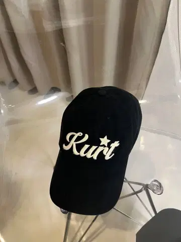 ANDERSSON BELL 블랙캡 Kurt