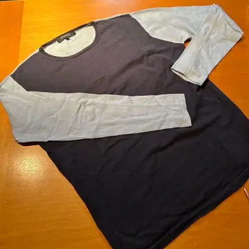 CASH CA 네이비/그레이 긴팔 니트