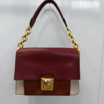 신춘 특별 가격 Furla 핸드백 가죽 보르도