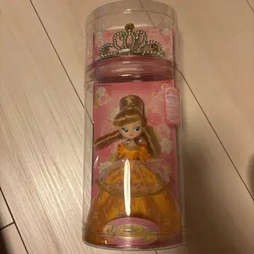 라레느도르 티아라 포함