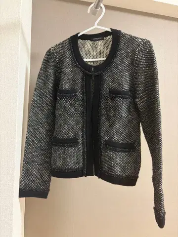 새상품급 UNITED ARROWS 노카라 자켓 블랙 화이트